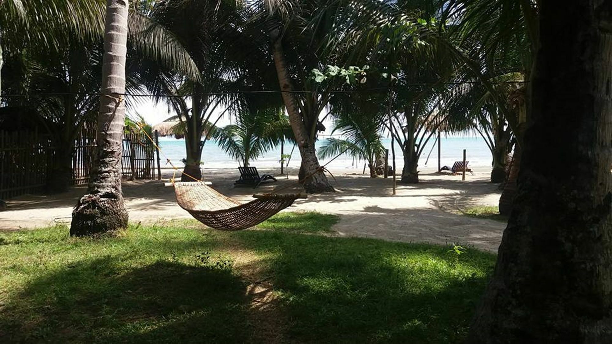 Peace & Love Beach Club Roxas  Eksteriør billede